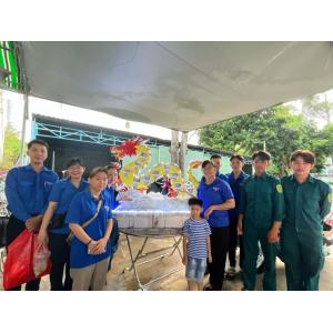 Hội Thi: Thả Đèn Hoa Đăng – Lễ Hội Vía Bà Chúa Xứ Núi Sam Năm 2024